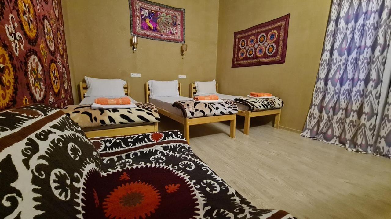 Azaliya Hostel Samarkand Buitenkant foto
