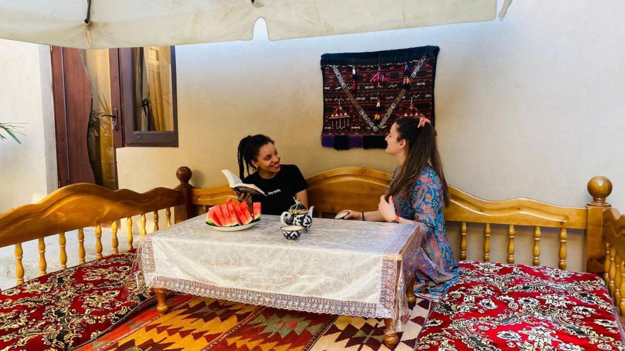 Azaliya Hostel Samarkand Buitenkant foto