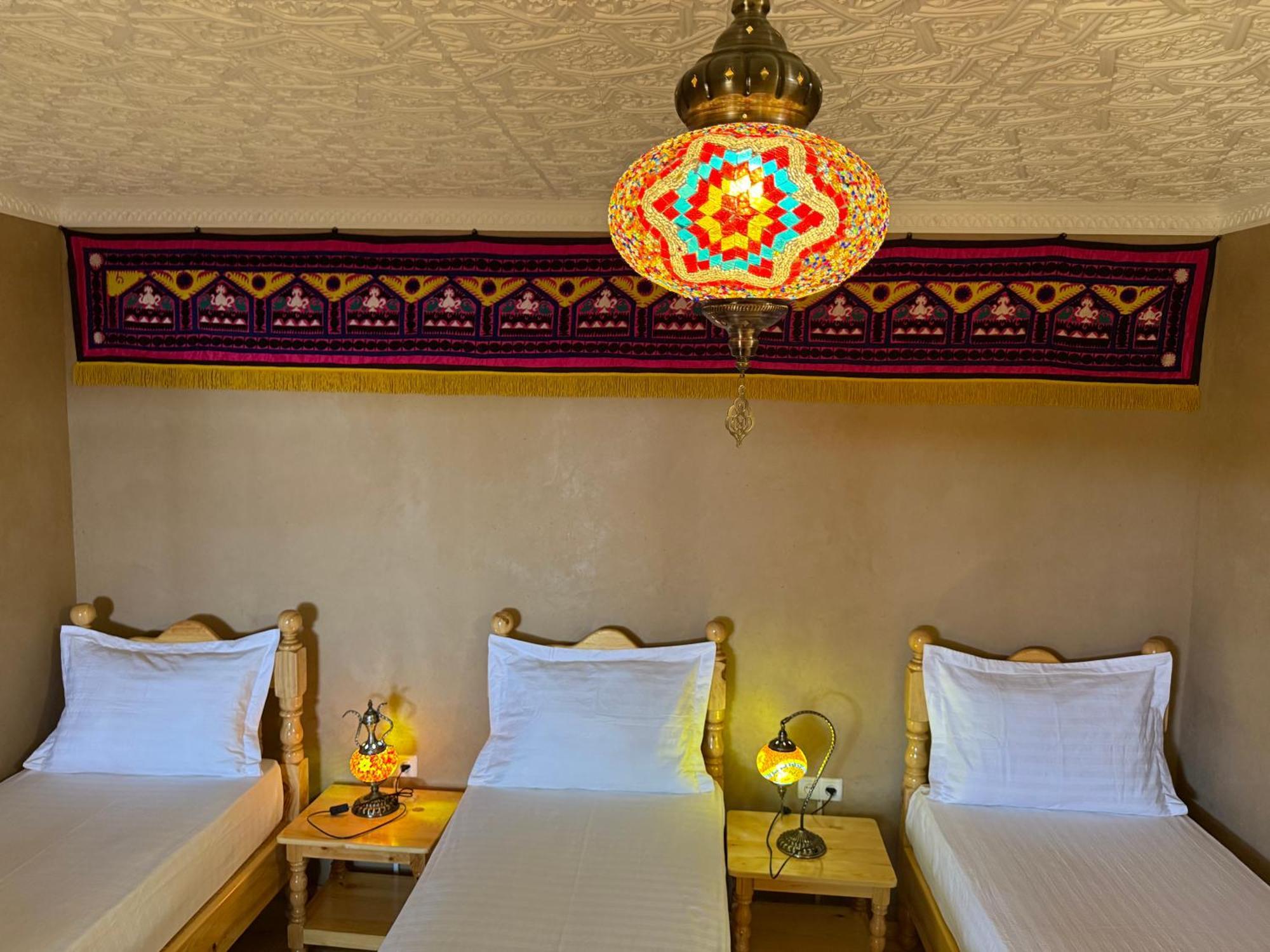 Azaliya Hostel Samarkand Buitenkant foto